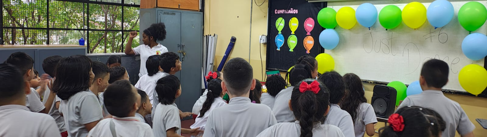 Estudiantes de Primaria en la semana de la Convivencia