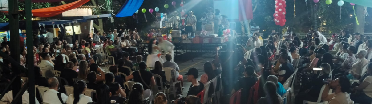 Gran fiesta de las familias de la I. E. Dinamarca